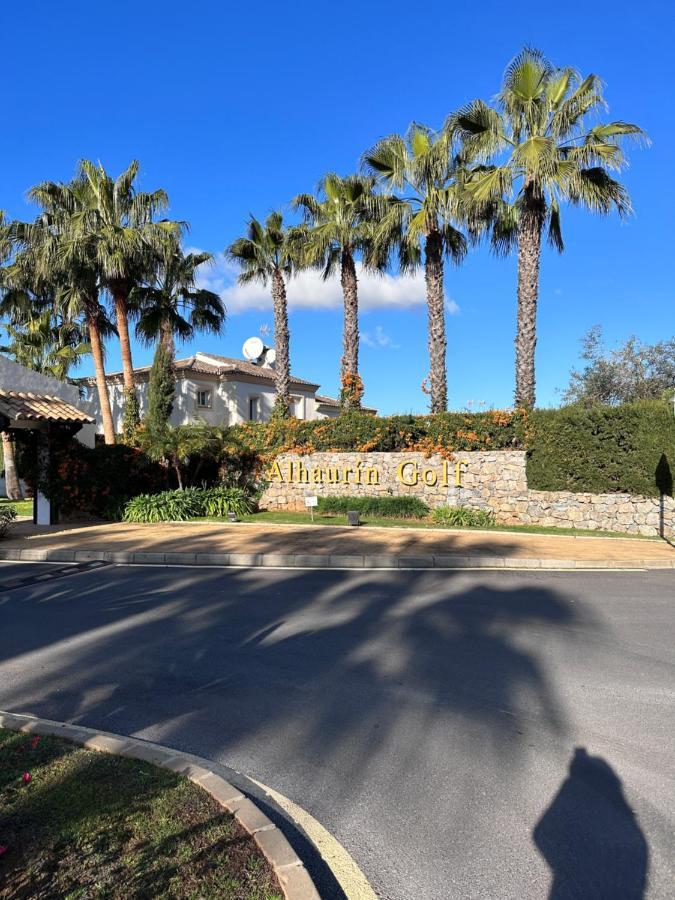 Alhaurin Golf Modern Apartment With A View Málaga Extérieur photo